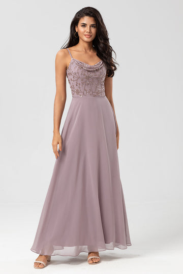 Certifiably Chic A Line Spaghetti stropper Dusty Pink Long brudepike kjole med Beaded